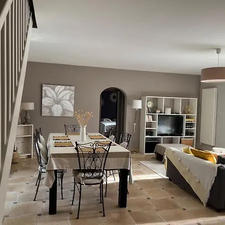 Maison De Avec Piscine Vakantiehuis