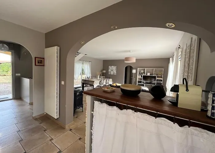 Сasa de vacaciones Maison De Avec Piscine Chancelade